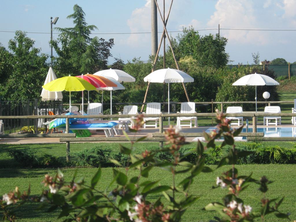 Agriturismo Trebis Вольта-Мантована Экстерьер фото