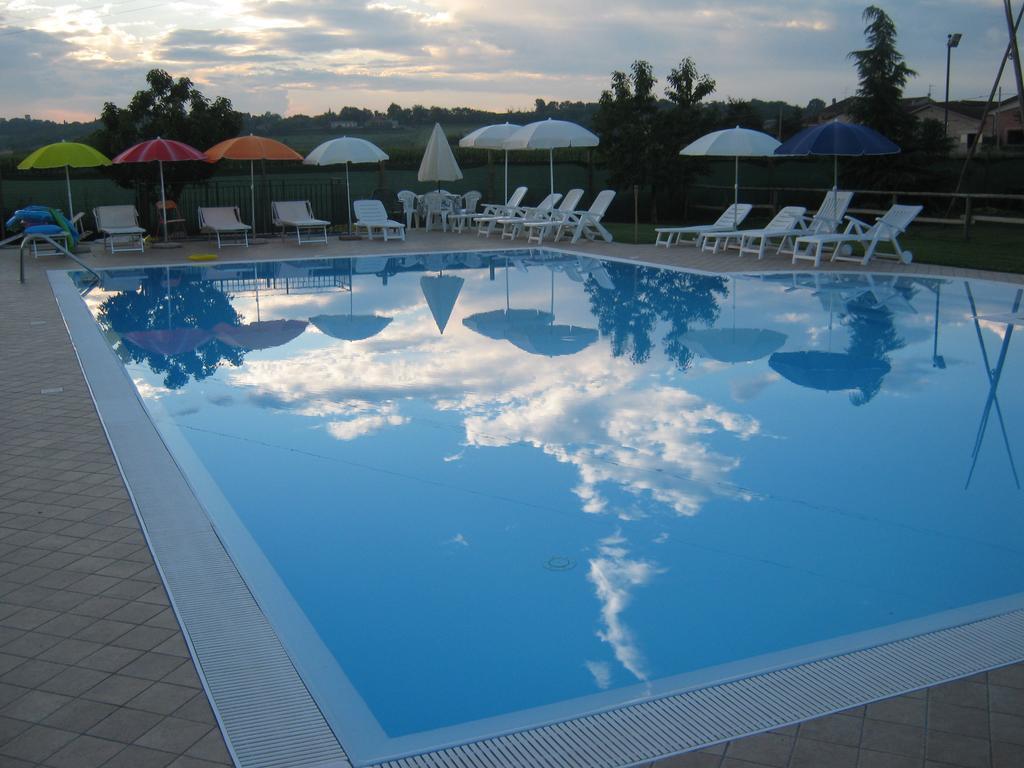 Agriturismo Trebis Вольта-Мантована Экстерьер фото