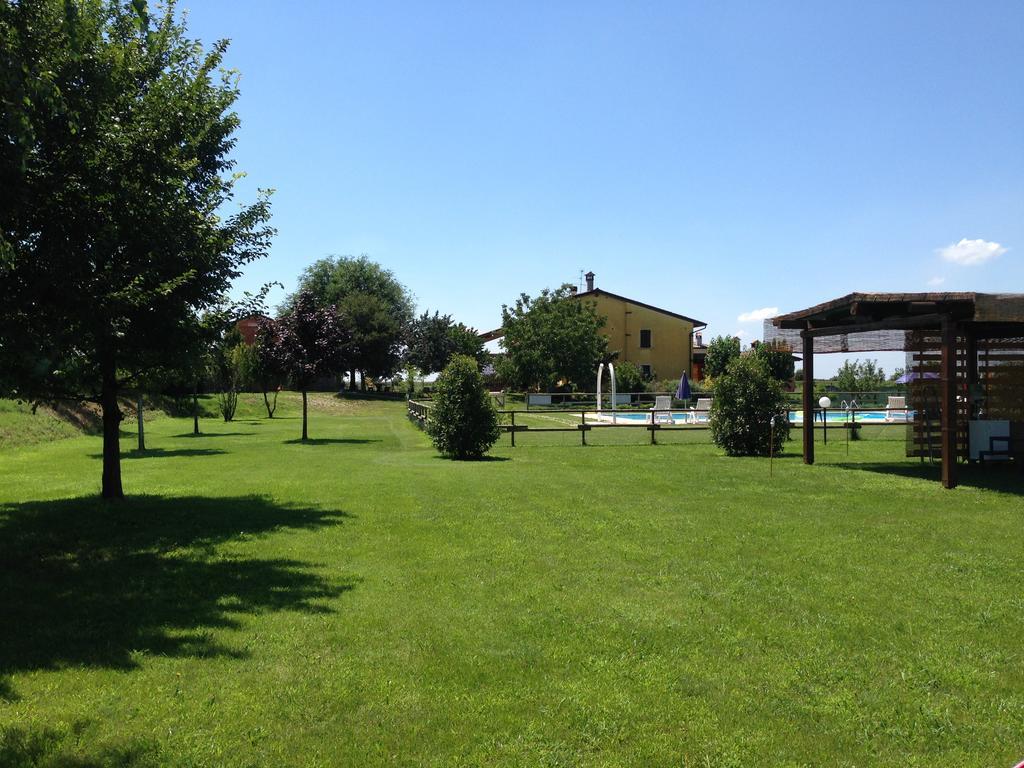 Agriturismo Trebis Вольта-Мантована Экстерьер фото