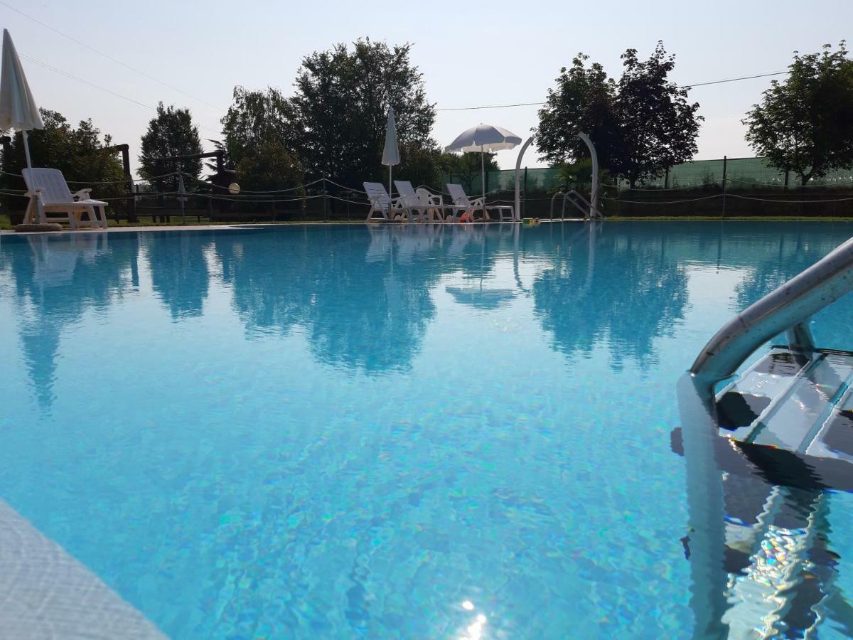 Agriturismo Trebis Вольта-Мантована Экстерьер фото
